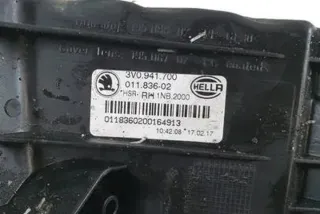 3V0941700 Фара противотуманная правая Skoda Superb 3 Арт e12257948, вид 2