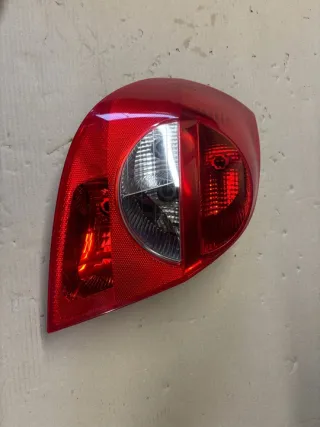 8200245326 Фонарь задний левый Renault Clio 3 Арт e12256168, вид 1