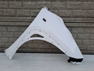  Крыло переднее правое Toyota Aygo 2 Арт e12250399, вид 1