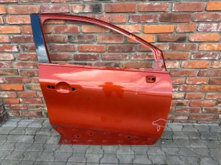 2013-2019 Дверь передняя правая Renault Captur Арт e12242413, вид 1