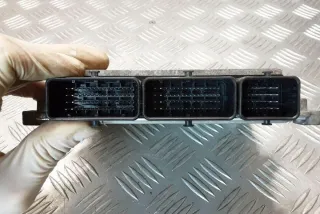 237103353R Блок управления двигателем Ford Fiesta 6 Арт e12241628, вид 2