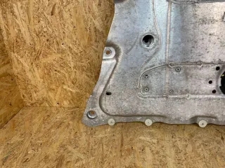 6878068 Декоративная крышка двигателя BMW X5 G05  Арт e12236759, вид 4