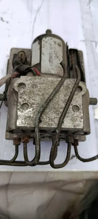 13039901 Блок ABS Opel Vectra B Арт e12219809, вид 1