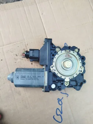 8L4959801A Моторчик стеклоподъемника Audi A3 8L Арт e12217359, вид 2