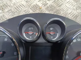 13374940 Щиток приборов (приборная панель) Opel Zafira C Арт e12214893, вид 3