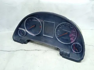 8E0920930R Щиток приборов (приборная панель) Audi A4 B6 Арт e12213710, вид 2