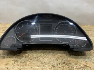 8E0920900S Щиток приборов (приборная панель) Audi A4 B7 Арт e12213689, вид 3