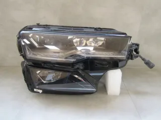 57B941036 Фара правая Skoda Karoq Арт e12209909, вид 1