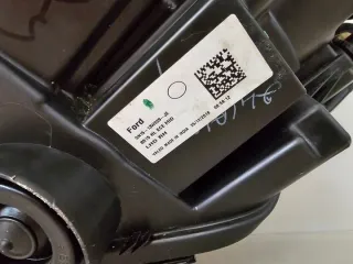 GN15-13W029-JE Фара правая Ford EcoSport Арт e12208668, вид 14