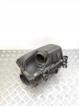 55350912 Корпус воздушного фильтра Opel Vectra C  Арт e12197901, вид 1