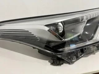 81110-F4071 Фара правая Toyota C-HR Арт e12189794, вид 3
