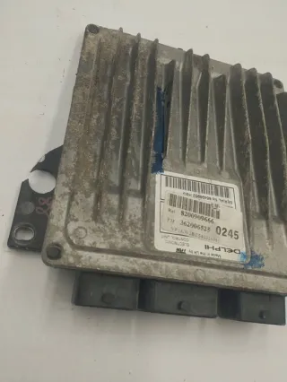 8200909666 Блок управления двигателем Renault Clio 3 Арт e12172667, вид 1