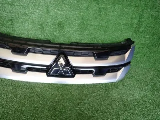 7450b303-06 Решетка радиатора Mitsubishi Outlander 3 Арт e12167755, вид 3