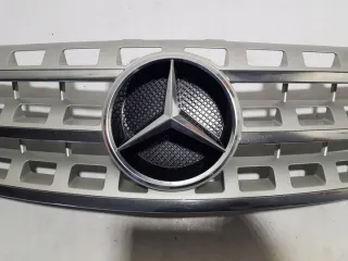 A1648880923 1648880923 Решетка радиатора Mercedes ML W164 Арт e12167499, вид 4