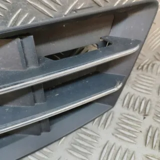 8W0807681R Решетка радиатора Audi A4 B9 Арт e12165720, вид 4