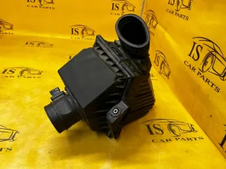GJ32-9600-AE Корпус воздушного фильтра Land Rover Discovery 5 Арт e12157098, вид 1