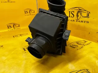 GJ32-9600-AE Корпус воздушного фильтра Land Rover Discovery 5 Арт e12157098, вид 2