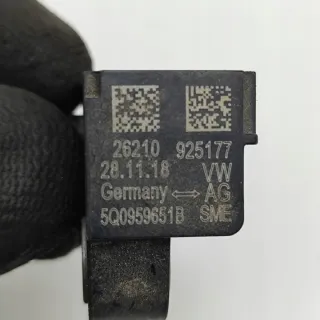 5Q0959651B Датчик удара Audi Q3 1 Арт e12148929, вид 6