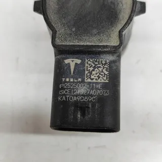252500211E Датчик температуры Tesla model Y Арт e12143403, вид 7