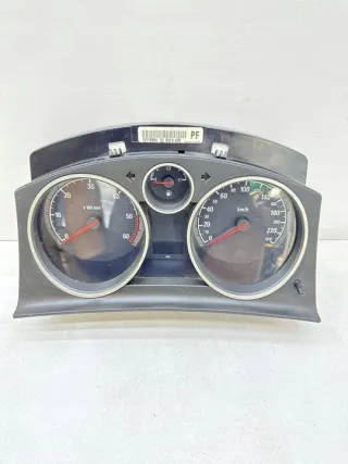 13216684 Щиток приборов (приборная панель) Opel Astra H Арт e12130324, вид 1
