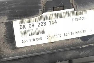 F48_, 09228744 Щиток приборов (приборная панель) Opel Astra L Арт e12130278, вид 3