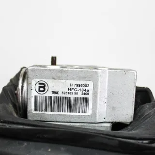 52316990 Радиатор кондиционера Audi A4 B8 Арт e12113925, вид 1