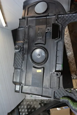 03C103925AR Декоративная крышка двигателя Volkswagen Passat B6 Арт e12106054, вид 3