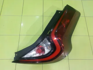16AB69 Фонарь задний правый Toyota Aygo 1 Арт e12104992, вид 1