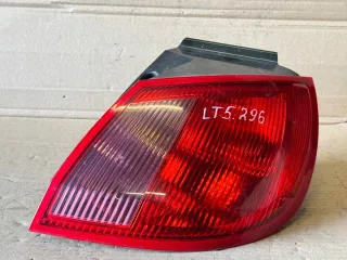 MR957366 27850202 Фонарь задний правый Mitsubishi Colt 6 Арт e12103441, вид 1