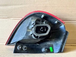 MR957366 27850202 Фонарь задний правый Mitsubishi Colt 6 Арт e12103441, вид 2