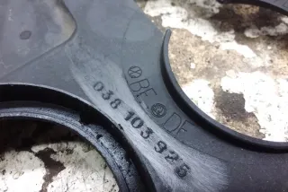 038103925 Декоративная крышка двигателя Audi A4 B9 Арт e12102558, вид 1