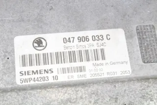 047906033C Блок управления двигателем Skoda Fabia 2 Арт e12094509, вид 1