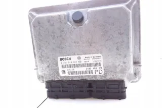 F75_ 0281010268 Блок управления двигателем Opel Zafira B Арт e12093510, вид 2
