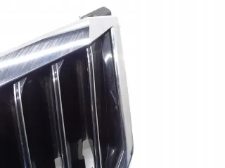 3T0853668B KM17546881088 Решетка радиатора Skoda Superb 2 Арт e12089564, вид 5