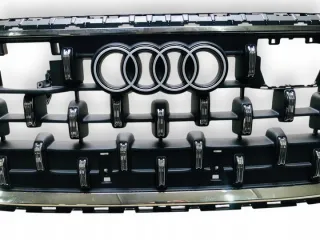 4M8853651CF Решетка радиатора Audi Q8 Арт e12086056, вид 4