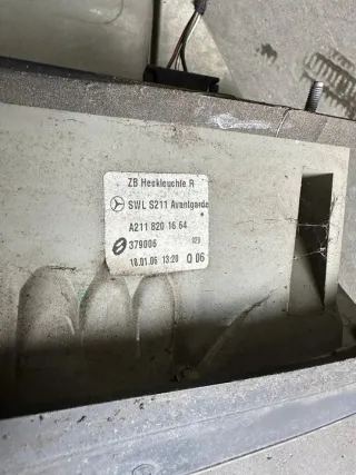 A2118201664 Фонарь задний правый Mercedes E W211 Арт e12063521, вид 2