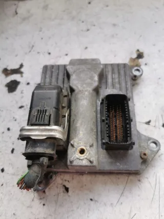 55353843UT Блок управления двигателем Opel Zafira B Арт e12060340, вид 3