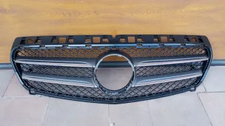 A1768880260 Решетка радиатора Mercedes A W176 Арт e12047393, вид 1