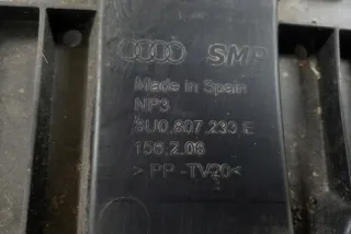 8U0807233E Декоративная крышка двигателя Audi Q3 1 Арт e12035341, вид 3