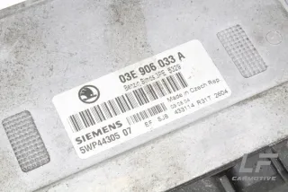 03E906033A Блок управления двигателем Skoda Fabia 2 Арт e12031090, вид 1