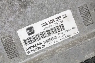 03E906033AA Блок управления двигателем Seat Ibiza 3 Арт e12030892, вид 2