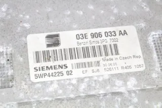 03E906033AA Блок управления двигателем Seat Ibiza 5 Арт e12030827, вид 3