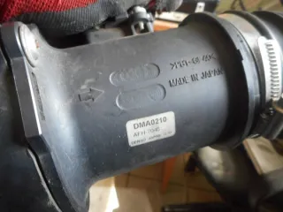 059133837AT 059000183A DMA0210 059133837AF Корпус воздушного фильтра Audi A4 B7 Арт e12020842, вид 7