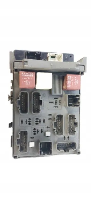 8200367254 8200346815 8200283815 Блок предохранителей Renault Laguna 2 Арт e11996706, вид 2
