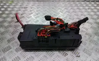 24436039 Блок предохранителей Opel Vectra C  Арт e11995987, вид 3