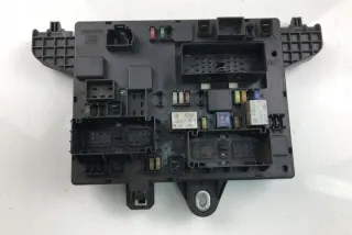 365927271 Блок предохранителей Opel Astra J Арт e11995699, вид 1