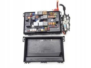 13449211 17499209863 Блок предохранителей Opel Astra J Арт e11995687, вид 4