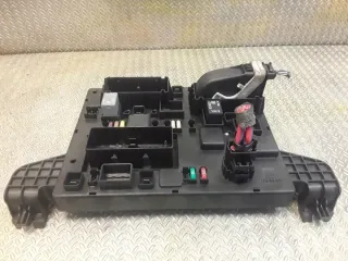 13302300 Блок предохранителей Opel Astra J Арт e11995676, вид 2