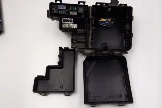 243824BA2A Блок предохранителей Nissan Qashqai 2 Арт e11995446, вид 1