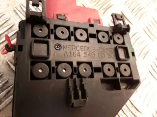 1645400050 Блок предохранителей Mercedes R W251 Арт e11994622, вид 3